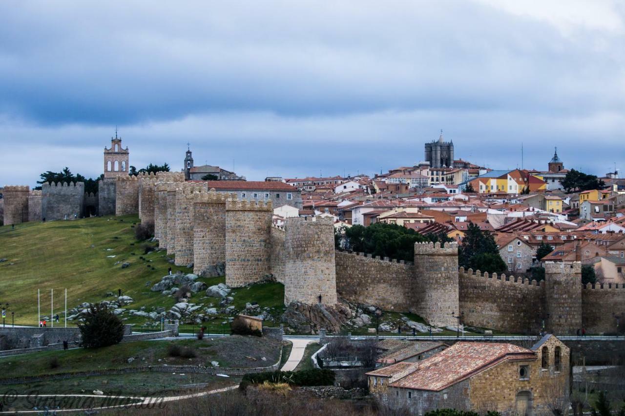 Las Ventanas Del Cielo Lägenhet Ávila Exteriör bild